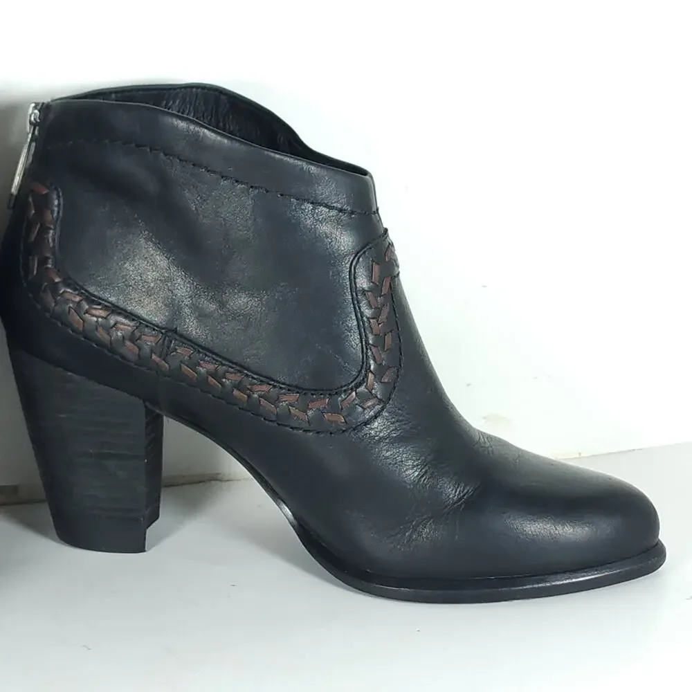 UGG Women's Charlotte US8 Black Leather Wool Lined Heeled Ankle Booties Boots